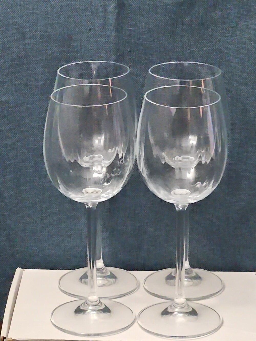 Set of 4 Clear Glass Stemmed Wine Glasses Balloon Bowl All-Purpose Stemware